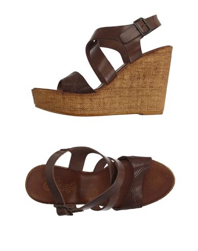 Сандалии  - Черный,Коричневый цвет