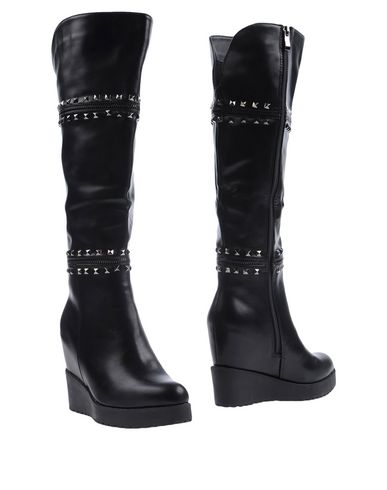 Сапоги  - Черный цвет