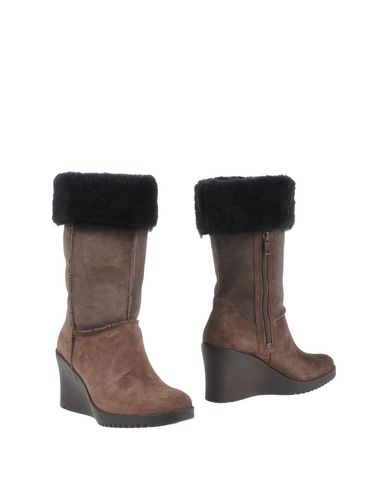 Сапоги UGG AUSTRALIA