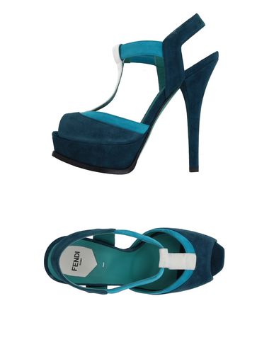 Сандалии FENDI