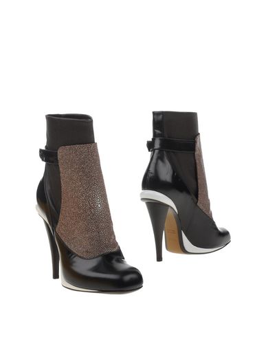 Сапоги FENDI