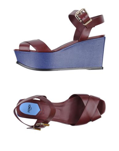 Сандалии FENDI