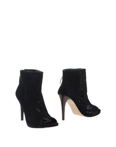 Сапоги STUART WEITZMAN