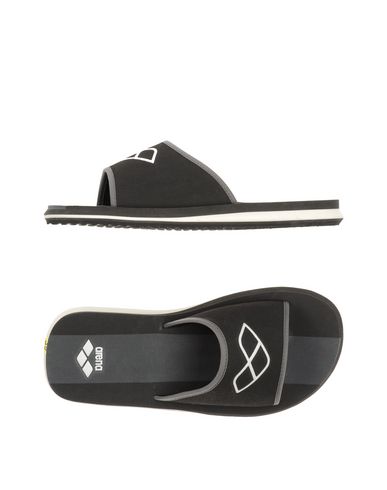 Сандалии  - Черный цвет