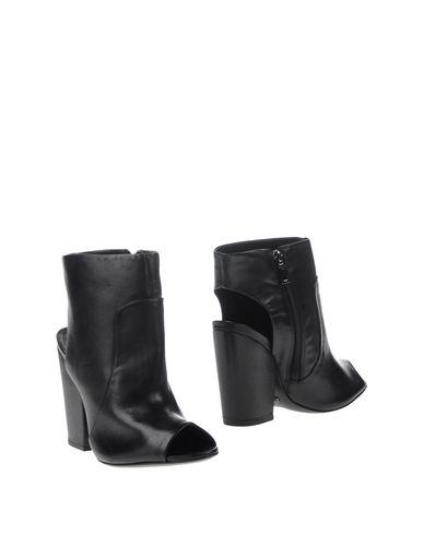 Сапоги SCHUTZ