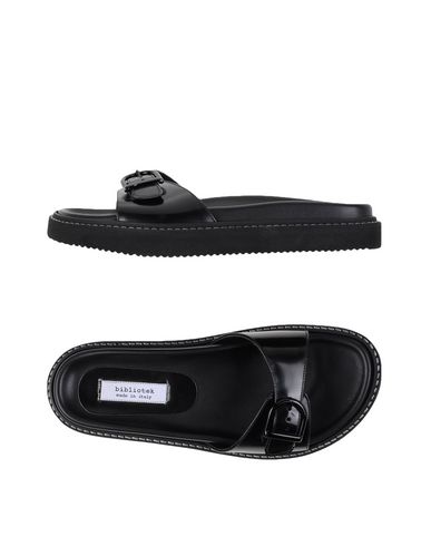 Сандалии  - Черный цвет