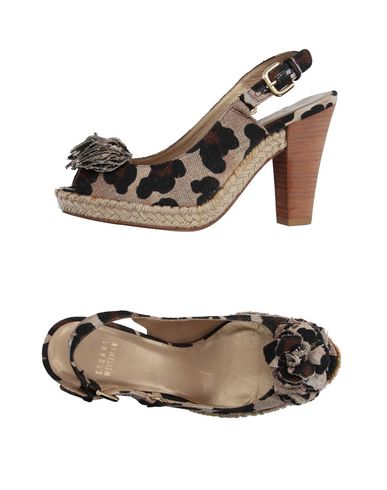 Сандалии STUART WEITZMAN