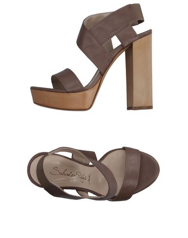 Сандалии  - Голубиный серый цвет