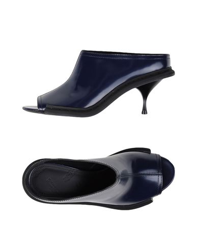 Сандалии MAISON MARGIELA 22