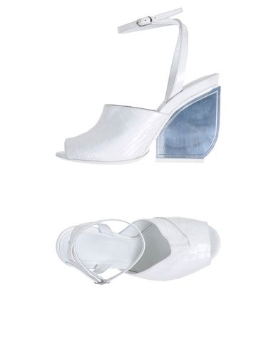 Сандалии MAISON MARGIELA 22