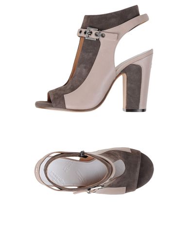 Сандалии MAISON MARGIELA 22