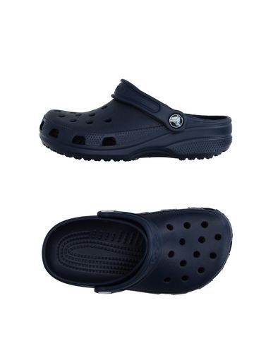 Сандалии CROCS