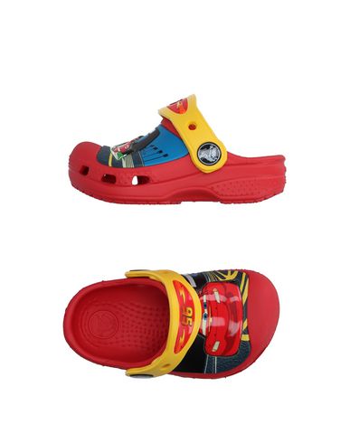 Сандалии CROCS