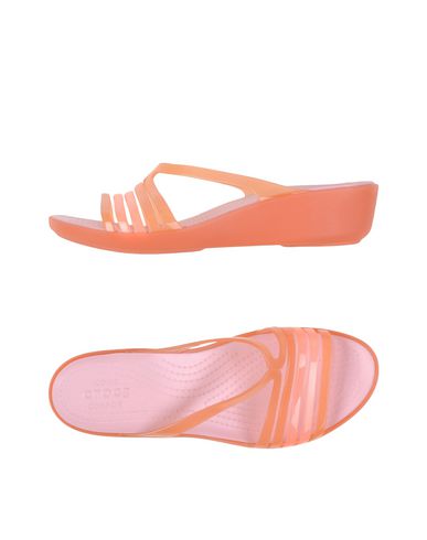 Сандалии CROCS