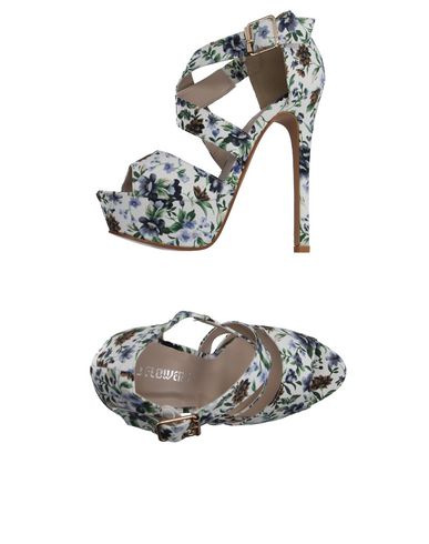 Сандалии  - Белый цвет