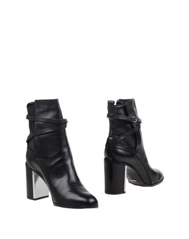 Сапоги SCHUTZ