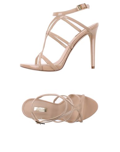 Сандалии GUESS