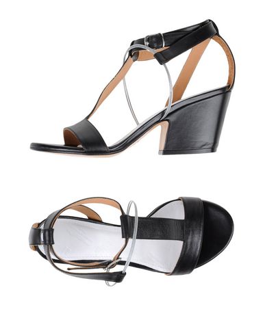 Сандалии MAISON MARGIELA 22