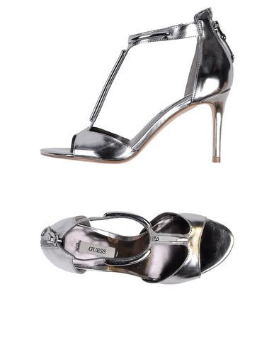 Сандалии GUESS