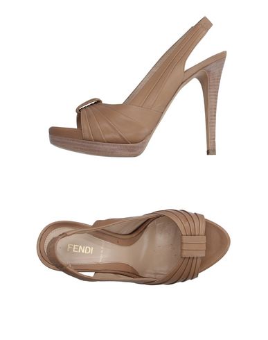 Сандалии FENDI