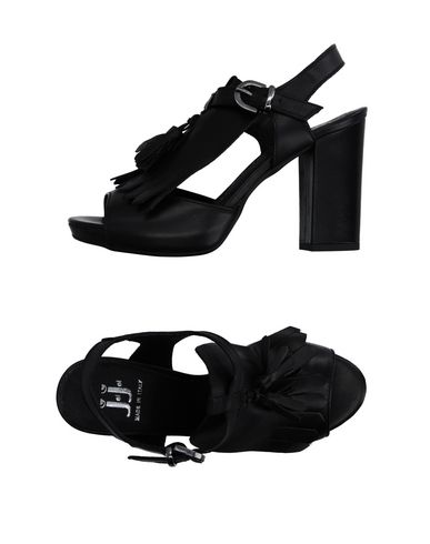 Сандалии  - Черный цвет