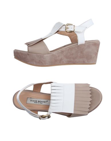 Сандалии  - Бежевый цвет