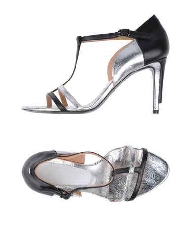 Сандалии MAISON MARGIELA 22