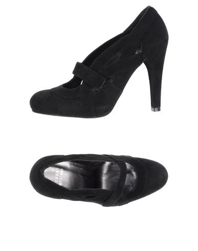 Туфли STUART WEITZMAN