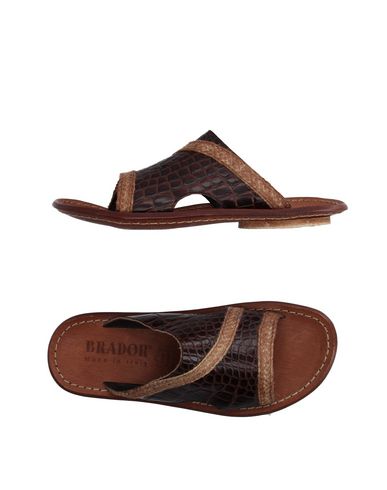 Сандалии  - Темно-коричневый цвет