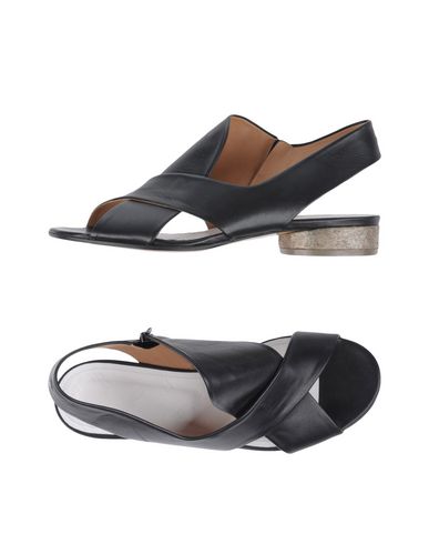Сандалии MAISON MARGIELA 22