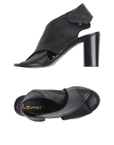Сандалии LEMARÉ