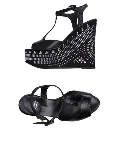 Сандалии  - Черный цвет