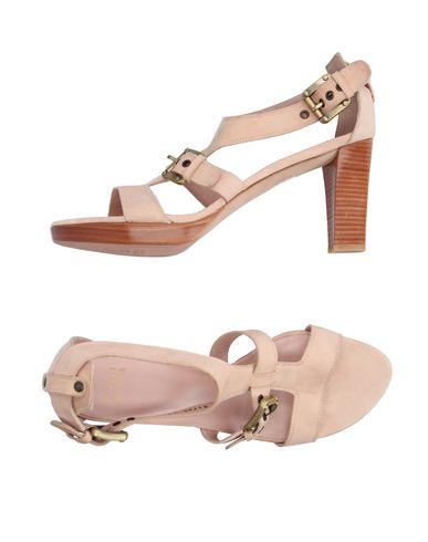 Сандалии STUART WEITZMAN