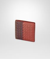 Bottega Veneta® PORTEMONNAIE AUS CLUB FUMÉ INTRECCIATO BURNT RED, AUBERGINE UND EDOARDO Bottega Veneta® PORTEMONNAIE AUS CLUB FUMÉ INTRECCIATO BURNT RED, AUBERGINE UND EDOARDO