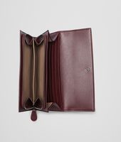 Bottega Veneta® AUBERGINE INTRECCIATO NAPPA CONTINENTAL WALLET Bottega Veneta® AUBERGINE INTRECCIATO NAPPA CONTINENTAL WALLET