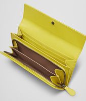 Bottega Veneta® MEDIUM GREY NEW CHARTREUSE INTRECCIATO
MADRAS HERITAGE CONTINENTAL WALLET Bottega Veneta® MEDIUM GREY NEW CHARTREUSE INTRECCIATO
MADRAS HERITAGE CONTINENTAL WALLET