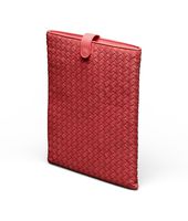 Bottega Veneta® iPad-Hülle aus Nappaleder Intrecciato Blood Bottega Veneta® iPad-Hülle aus Nappaleder Intrecciato Blood