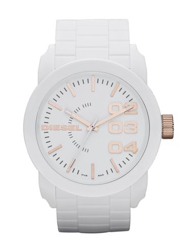 Timeframes DIESEL: DZ1572