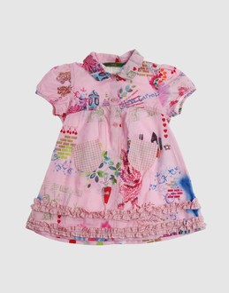 [img width=259 height=330]http://cdn.yoox.biz/34/340204981G_2.jpg[/img]