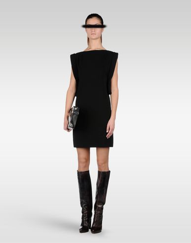 Short dress