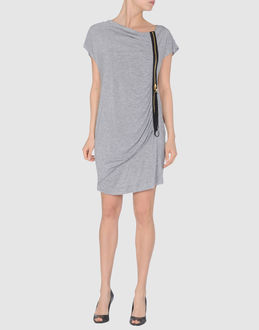 LOVE MOSCHINO - VESTITI - Vestiti corti - su YOOX.COM