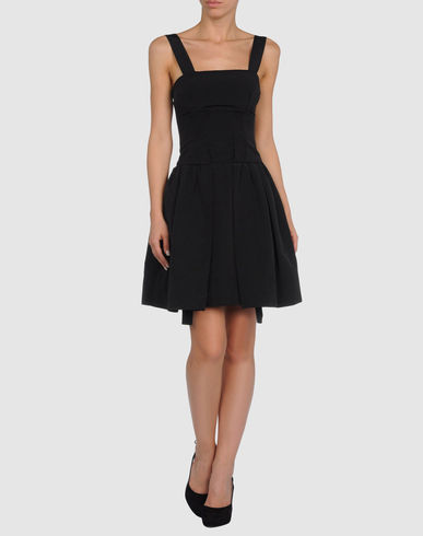 Short dress