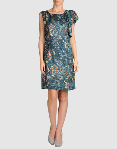Short dress