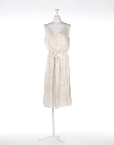 3/4 length dress