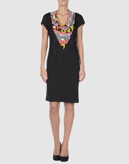 LOVE MOSCHINO - VESTITI - Vestiti corti - su YOOX.COM