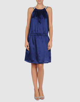LOVE MOSCHINO - VESTITI - Vestiti corti - su YOOX.COM