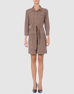 0039 ITALY - VESTITI - Vestiti corti - su YOOX.COM