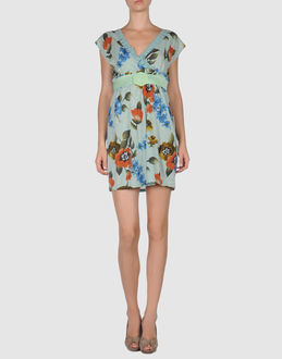 YUMI' - VESTITI - Vestiti corti - su YOOX.COM