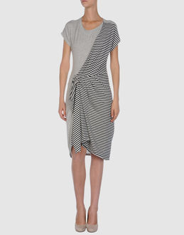 MCQ - VESTITI - Vestiti corti - su YOOX.COM