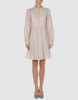 Gold Case - Robes - Robes courtes